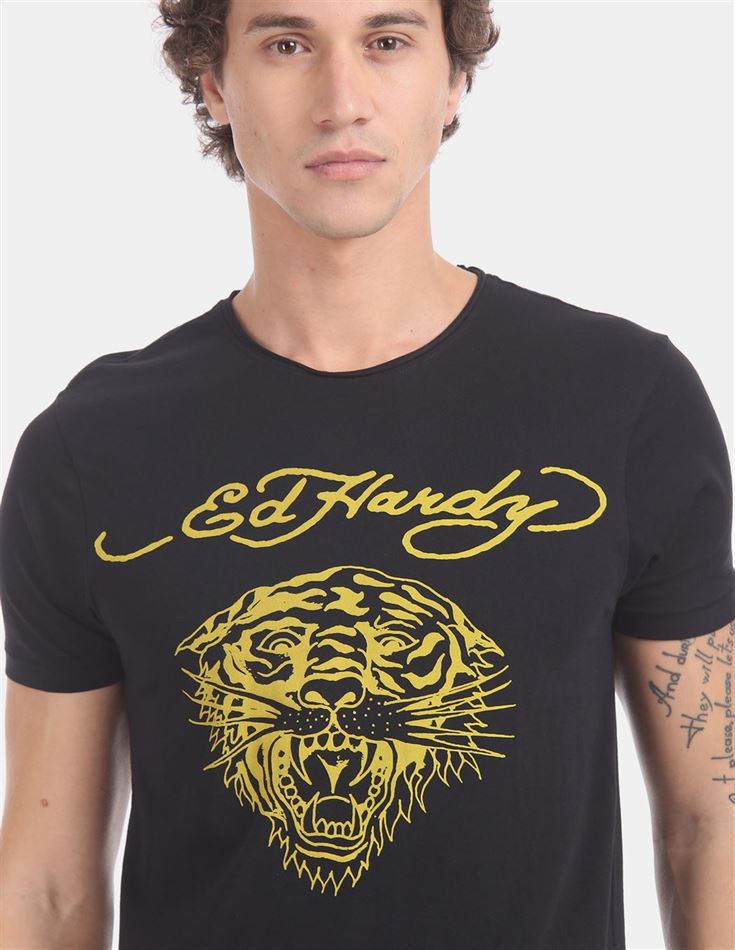 Ed Hardy Men Casual Wear Black T-Shirt
